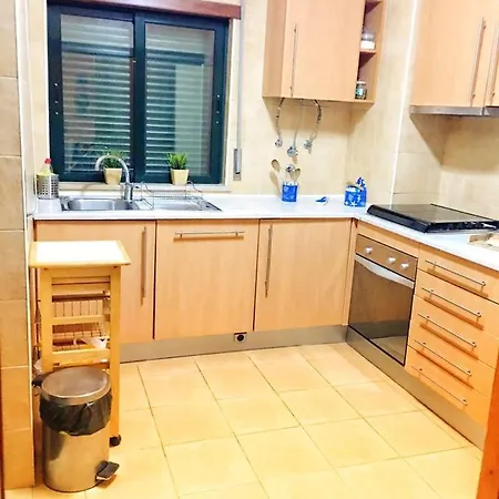 With One Bedroom In Vale Rebelho 2 Km From The Beach Patroves