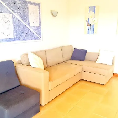 Lejlighed With One Bedroom In Vale Rebelho 2 Km From The Beach *