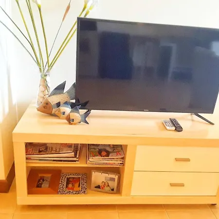 With One Bedroom In Vale Rebelho 2 Km From The Beach Lejlighed Patroves